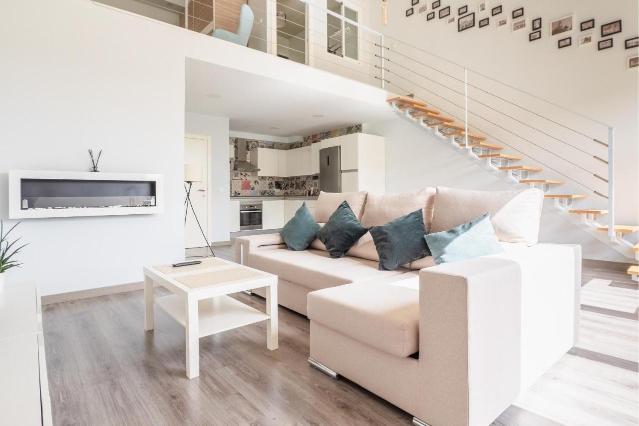 El Ventero Apartment - Elegante Apt Para 5 Con Terraza, Wi-Fi Y Aparcamiento En La Calle Camarma de Esteruelas Exterior foto